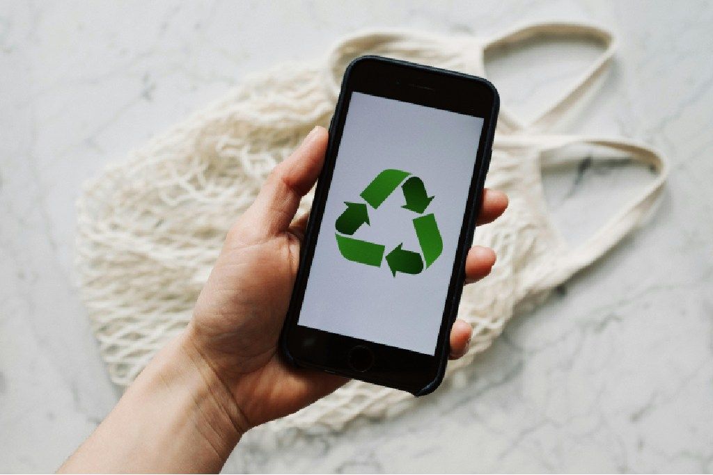 simbolo de reciclaje en movil