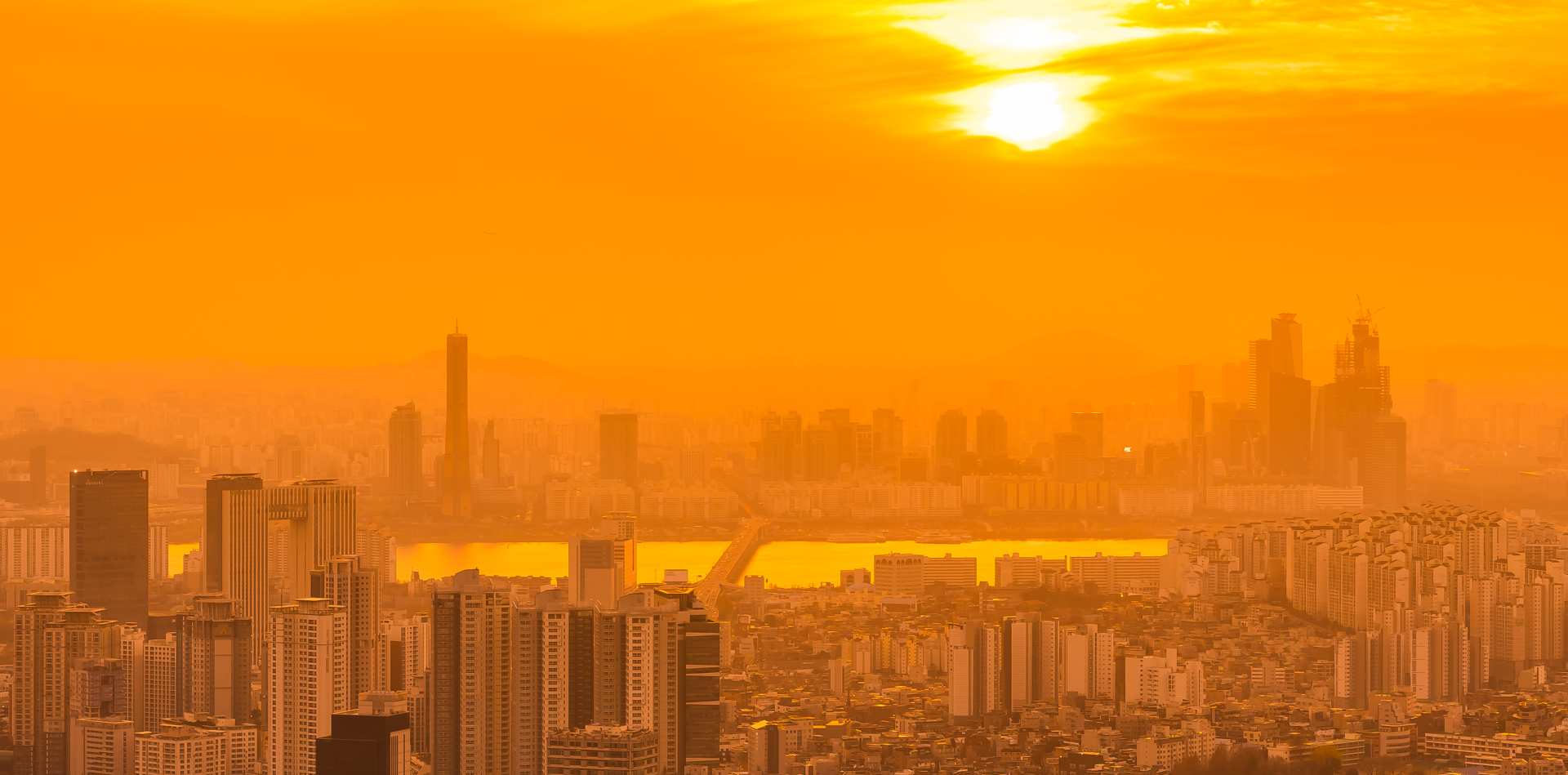 ola de calor en ciudad