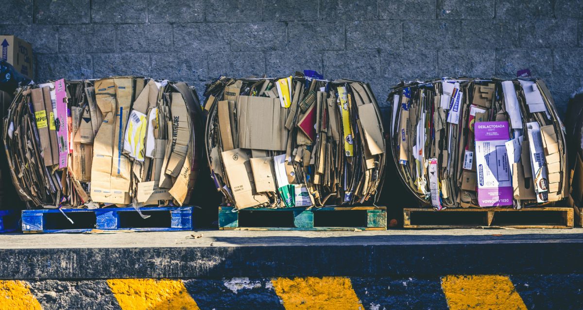 residuos de cartón para reciclar